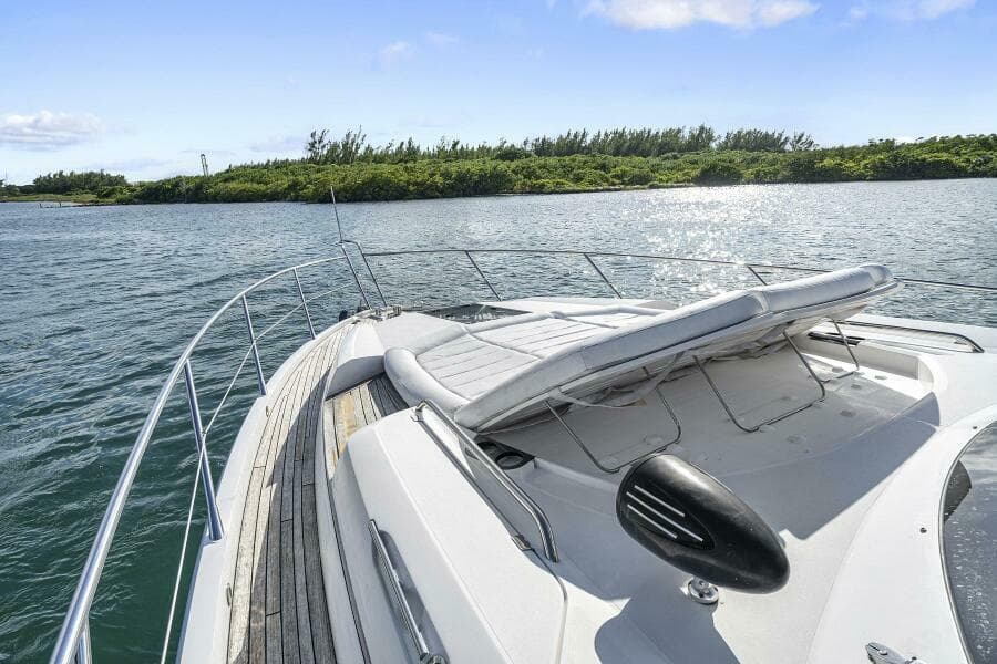 2015 Sunseeker Sport Yacht - Photo 15