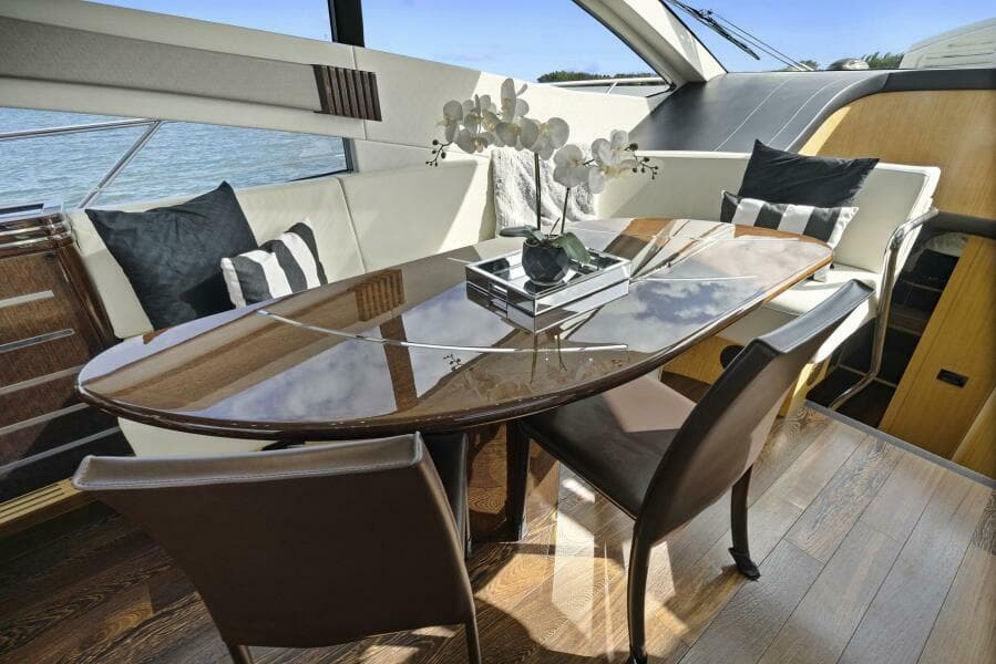 2015 Sunseeker Sport Yacht - Photo 32
