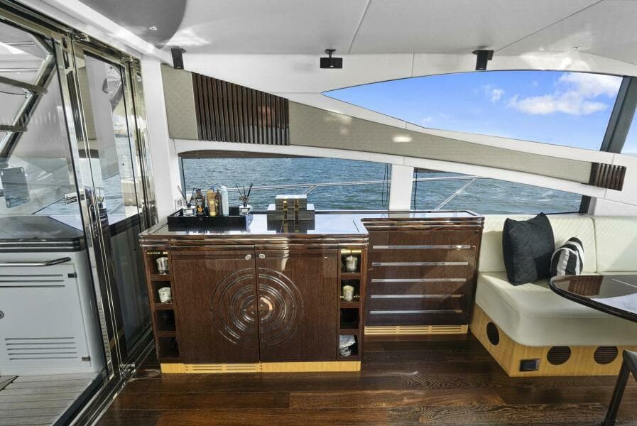 2015 Sunseeker Sport Yacht - Photo 33