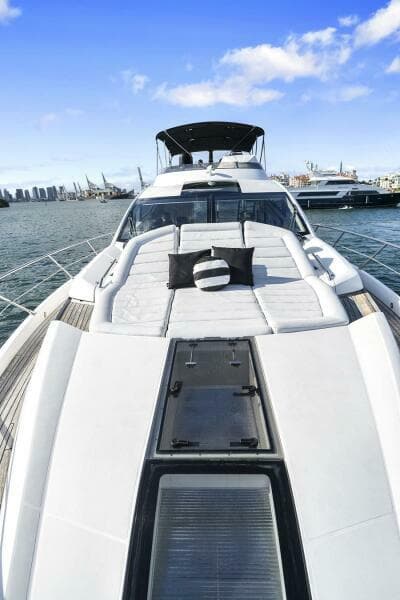 2015 Sunseeker Sport Yacht - Photo 16