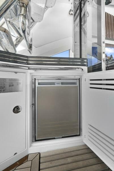 2015 Sunseeker Sport Yacht - Photo 21