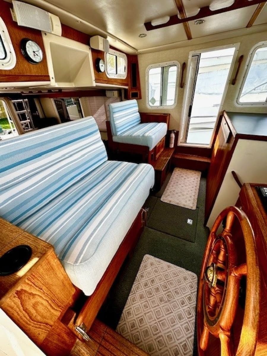 2006 Nordic Tugs 37 - Photo 21