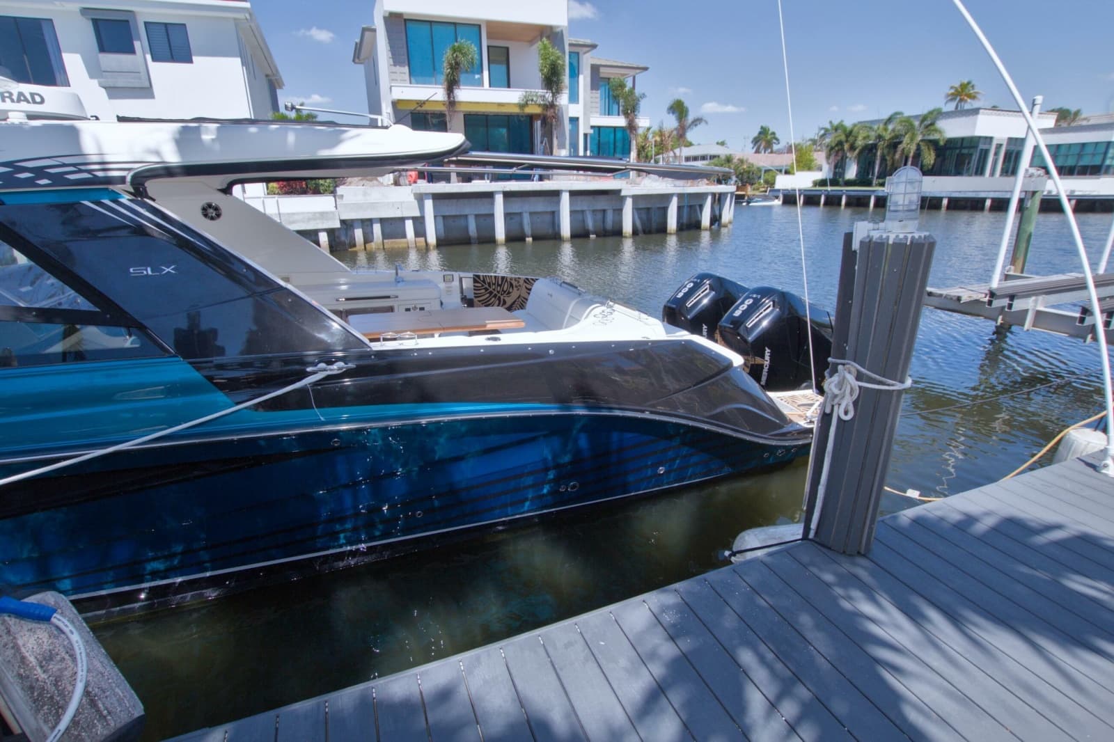 2021 Sea Ray SLX 400 Outboard - Photo 76