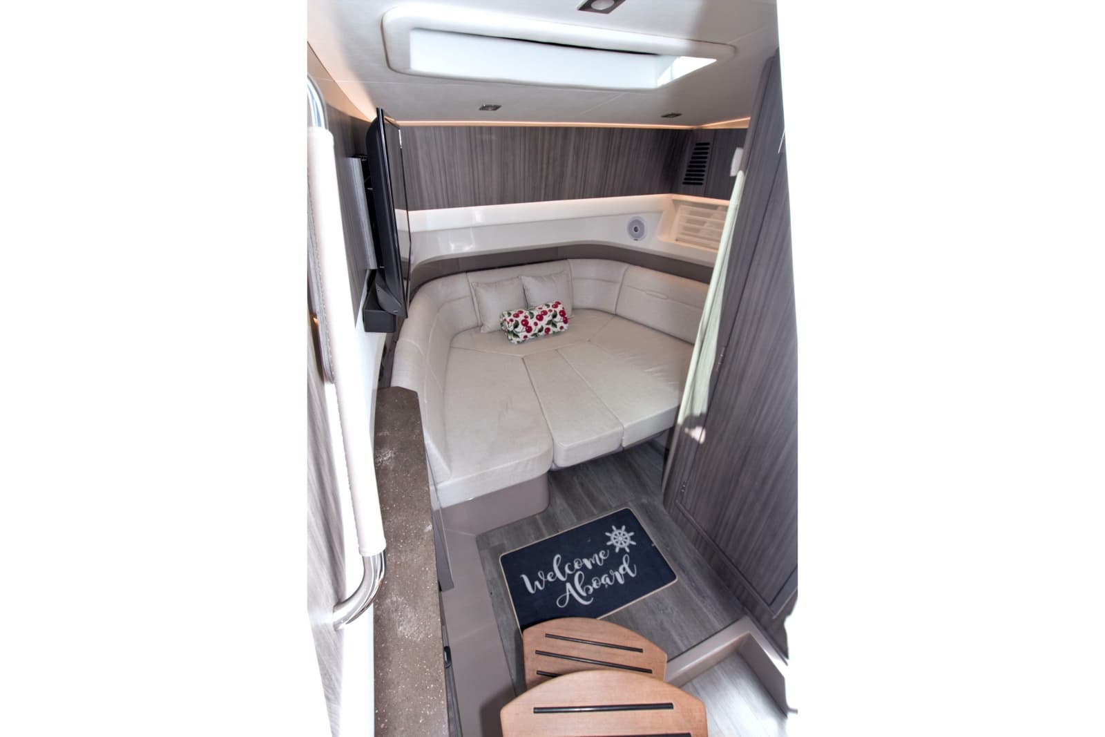 2021 Sea Ray SLX 400 Outboard - Photo 44