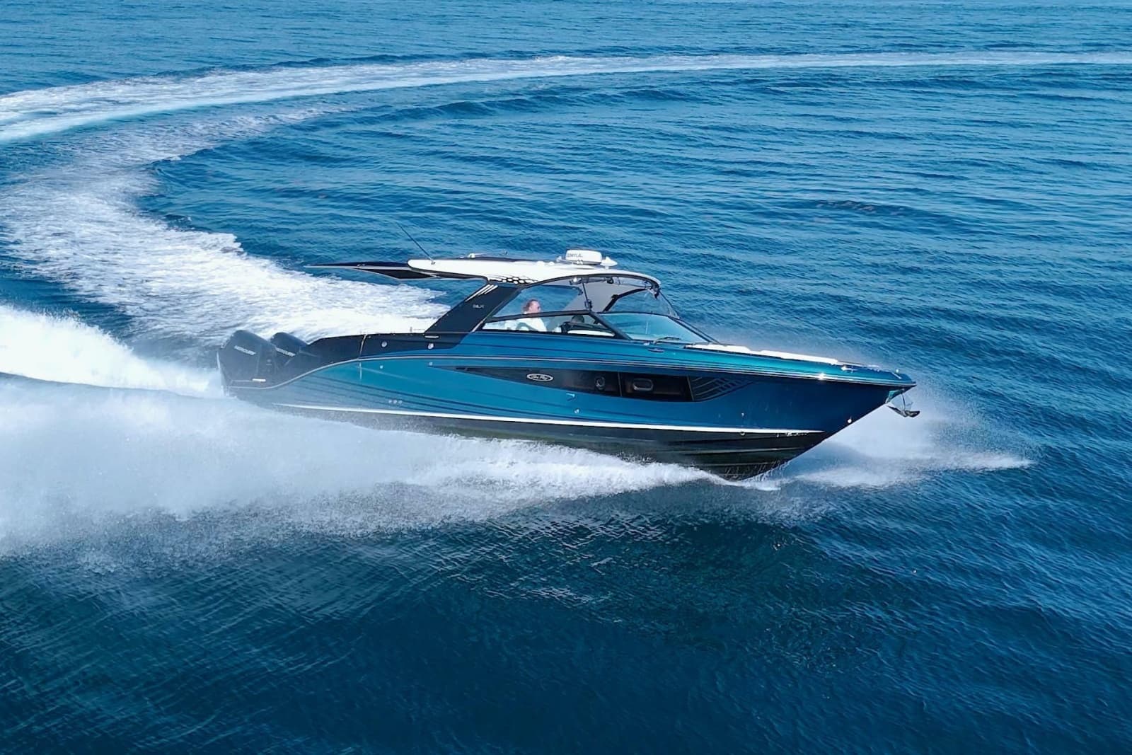 2021 Sea Ray SLX 400 Outboard - Photo 12