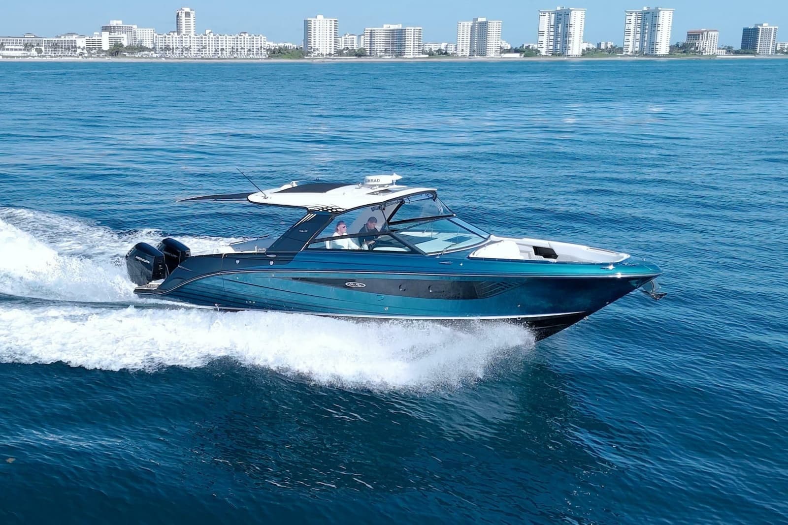 2021 Sea Ray SLX 400 Outboard - Photo 8