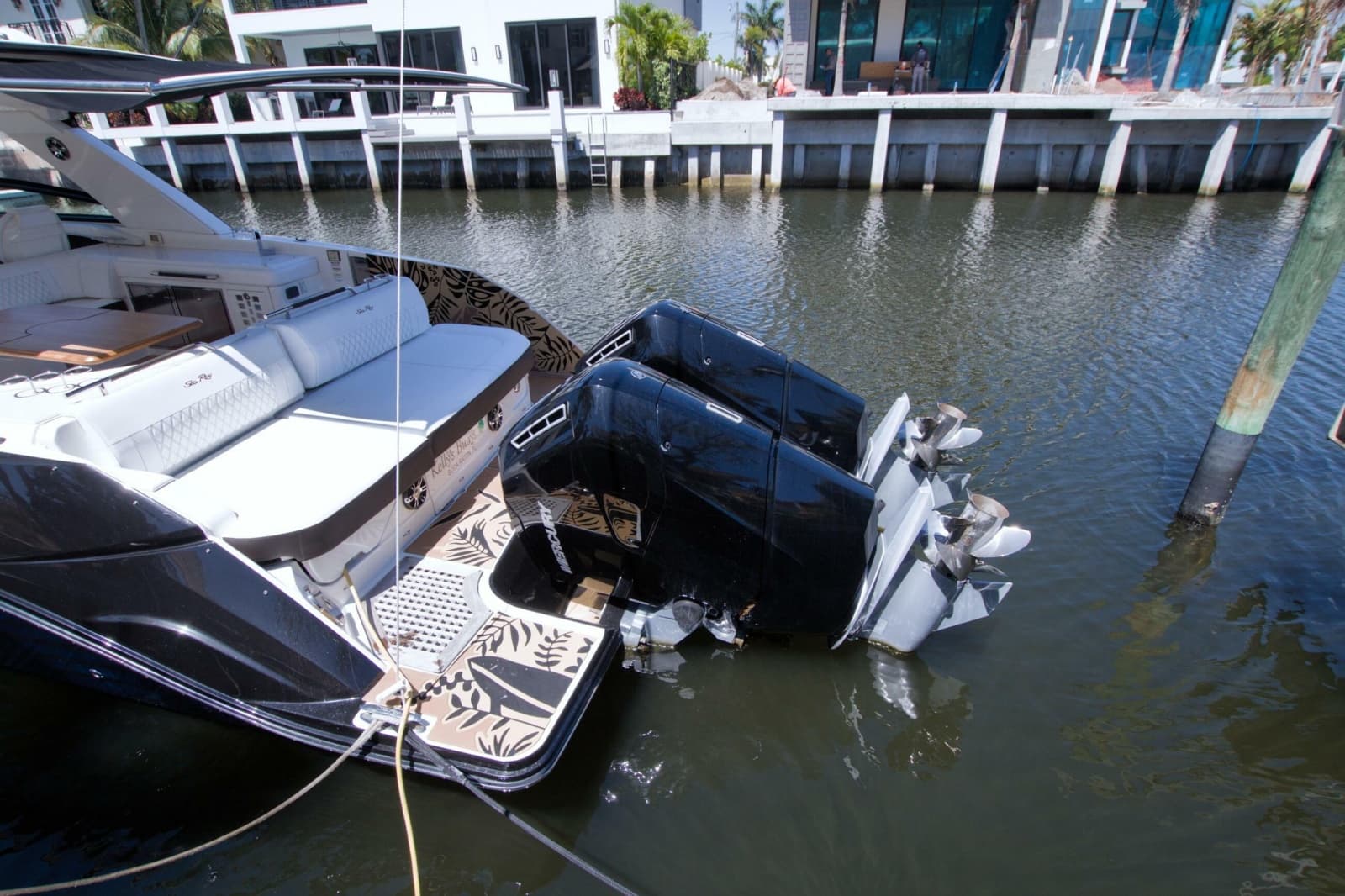 2021 Sea Ray SLX 400 Outboard - Photo 74