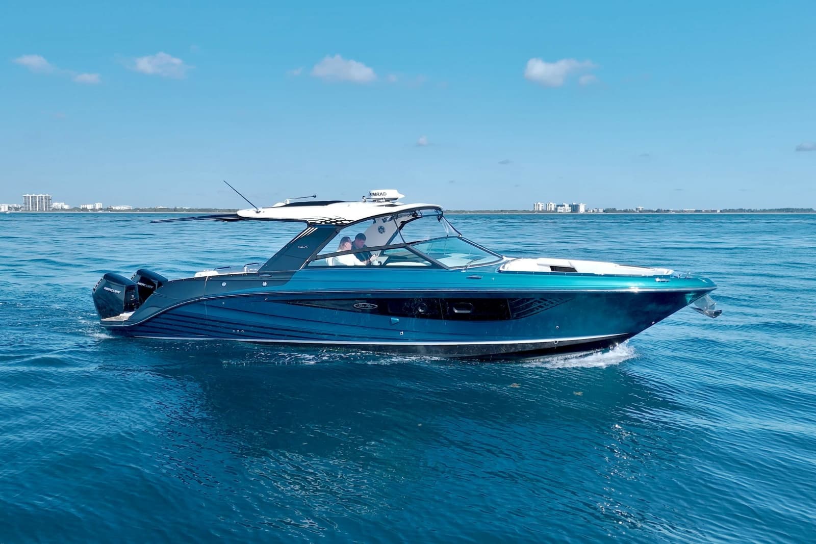 2021 Sea Ray SLX 400 Outboard - Photo 1