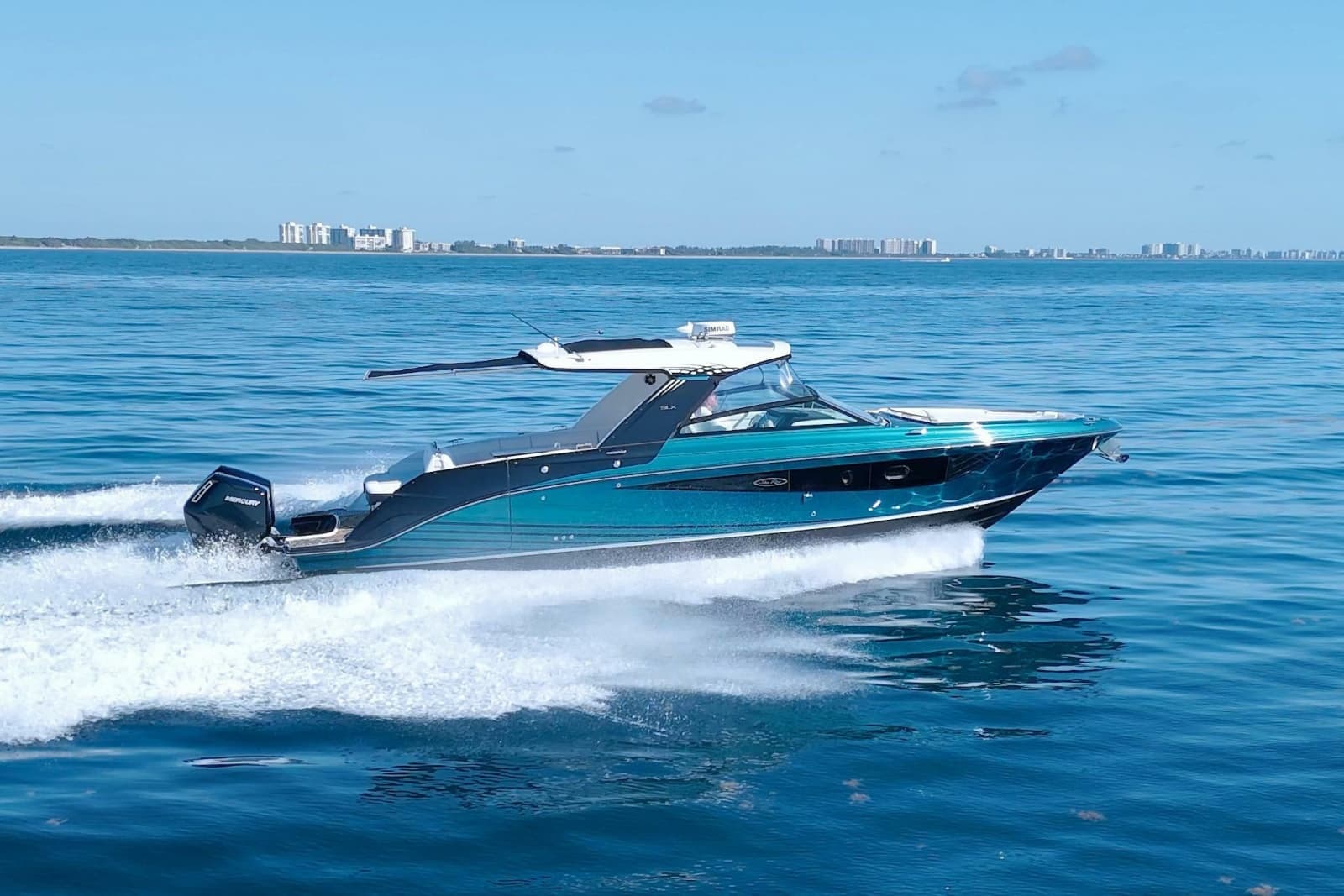 2021 Sea Ray SLX 400 Outboard - Photo 14