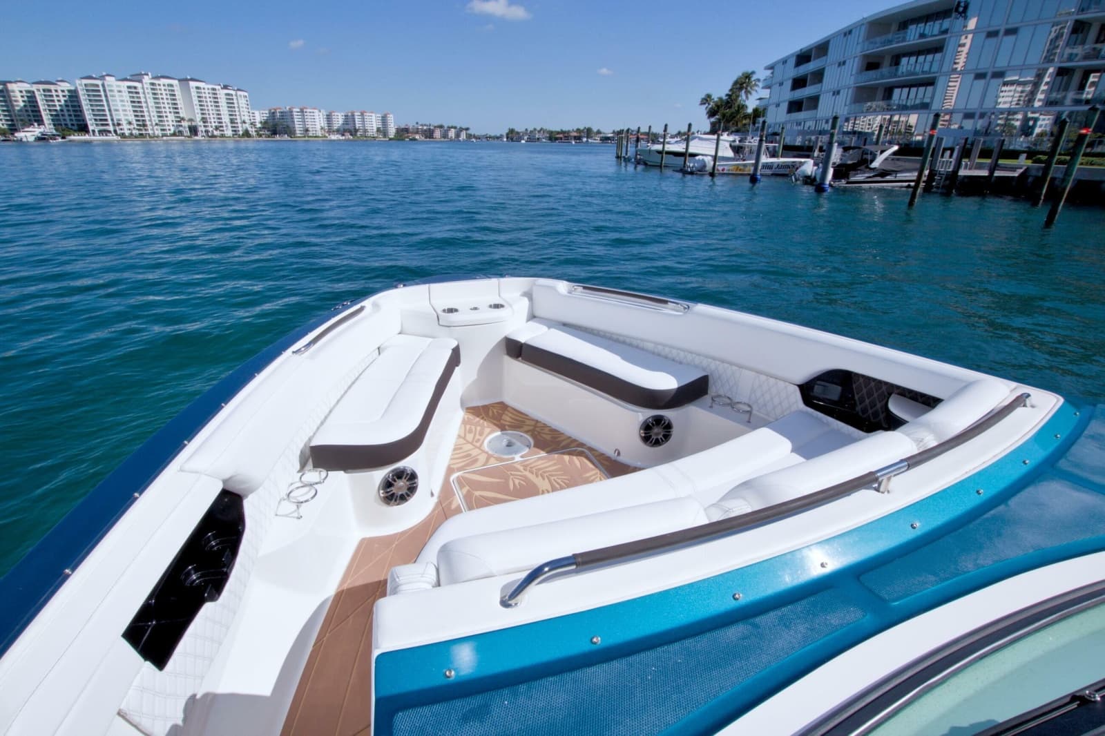 2021 Sea Ray SLX 400 Outboard - Photo 34