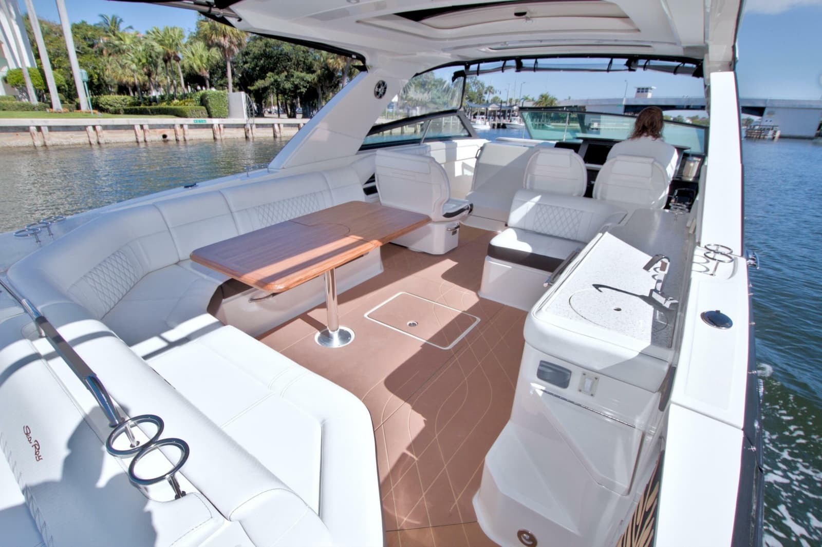 2021 Sea Ray SLX 400 Outboard - Photo 21