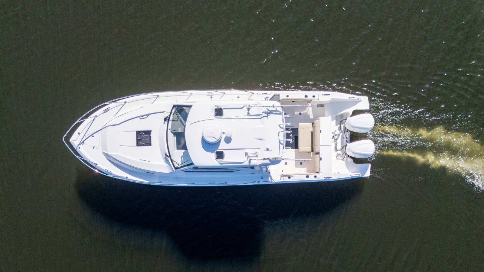 2018 Pursuit 325 OS - Photo 9