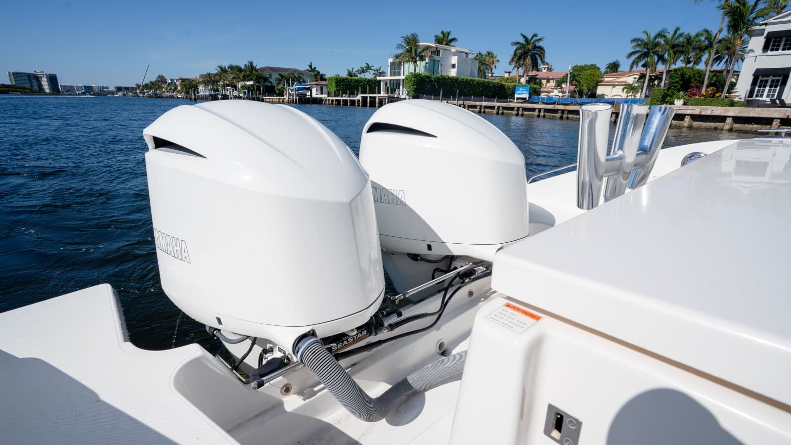 2018 Pursuit 325 OS - Photo 11