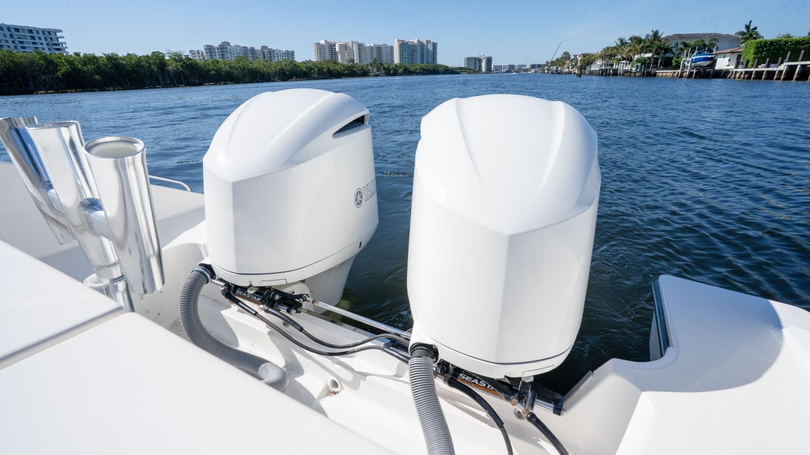 2018 Pursuit 325 OS - Photo 12