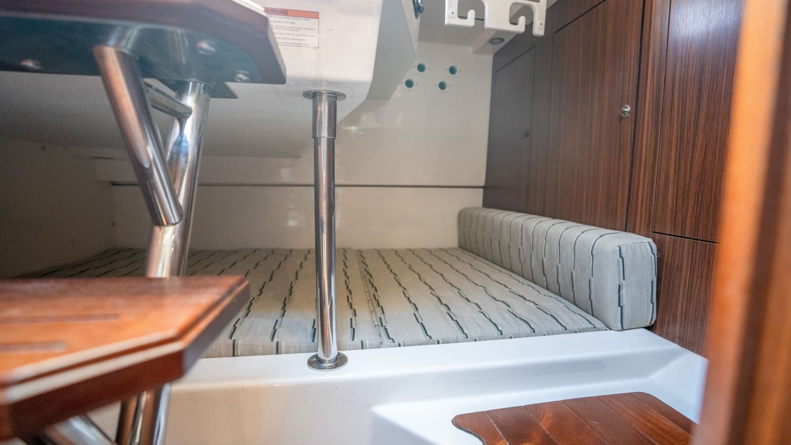 2018 Pursuit 325 OS - Photo 37