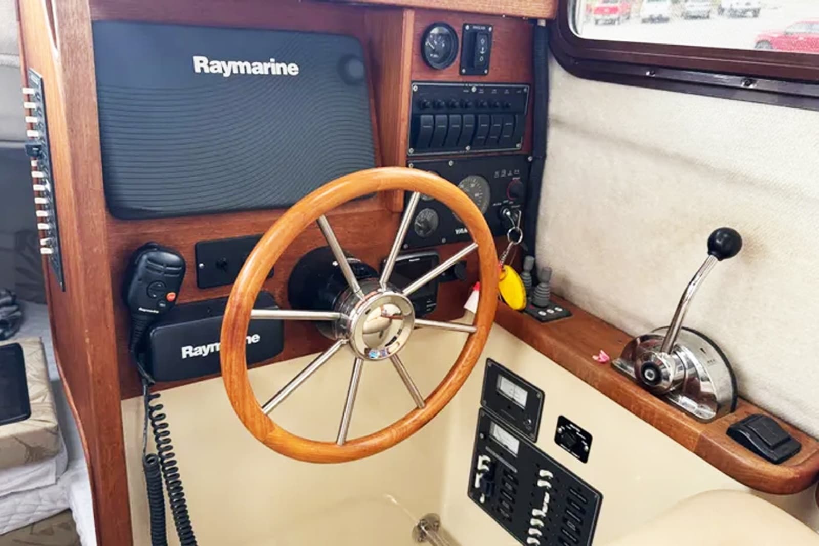 2008 Ranger Tugs R-25 - Photo 2