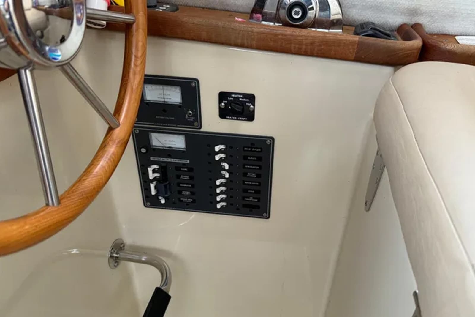 2008 Ranger Tugs R-25 - Photo 10