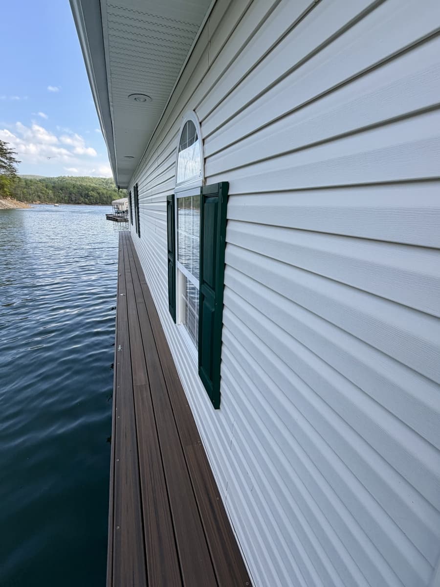 2002 Custom 20 x 53 Floating Cabin - Approx 999/sqft - Photo 103