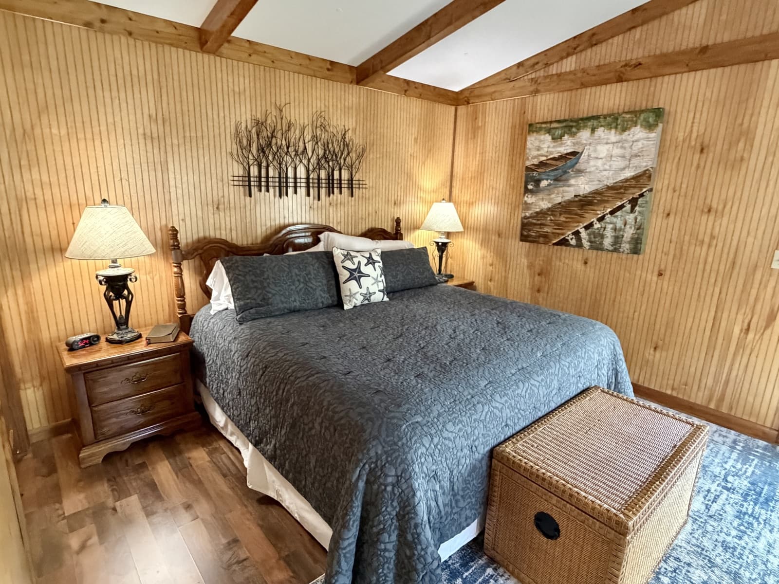 2002 Custom 20 x 53 Floating Cabin - Approx 999/sqft - Photo 67