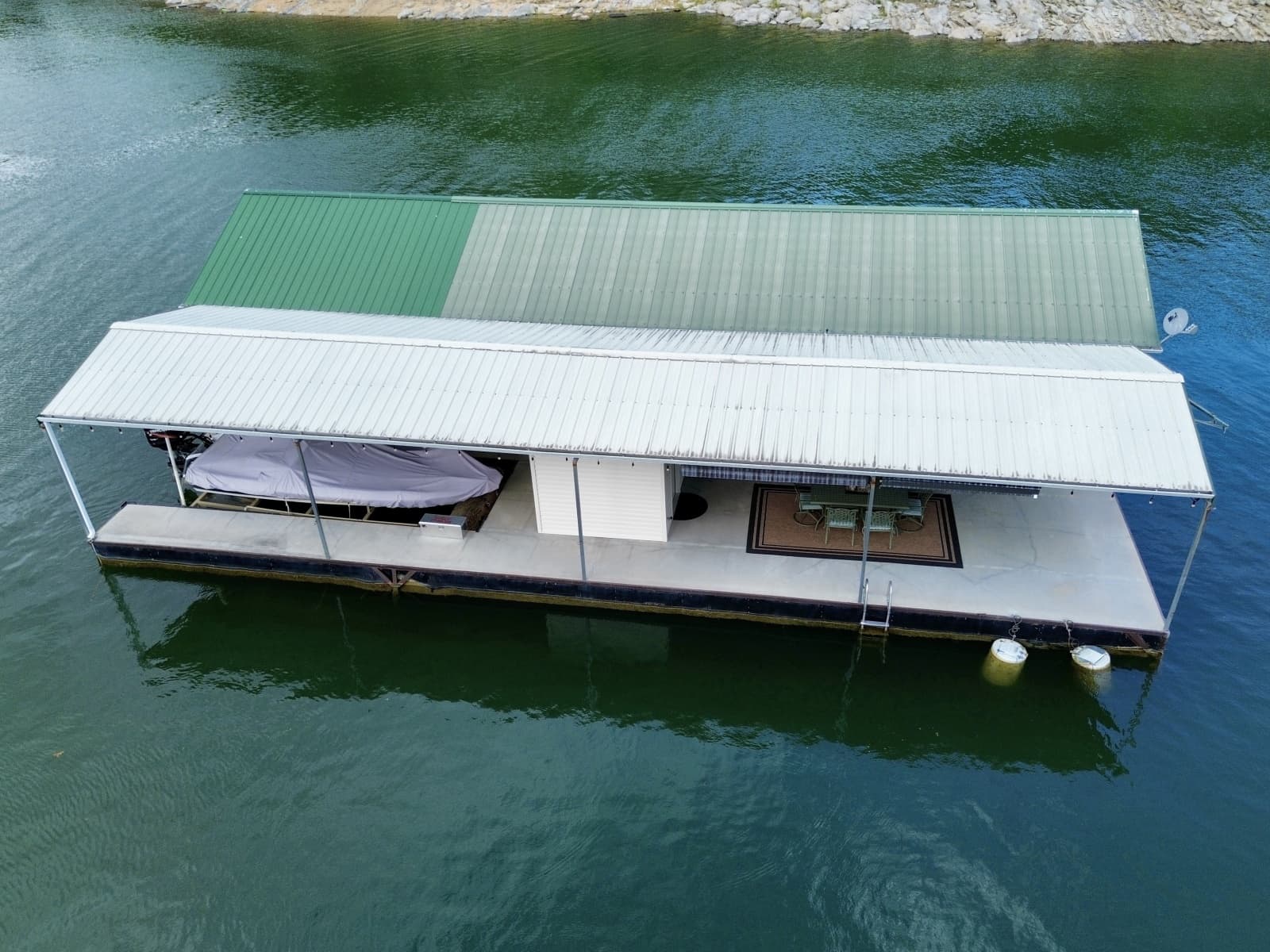 2002 Custom 20 x 53 Floating Cabin - Approx 999/sqft - Photo 125