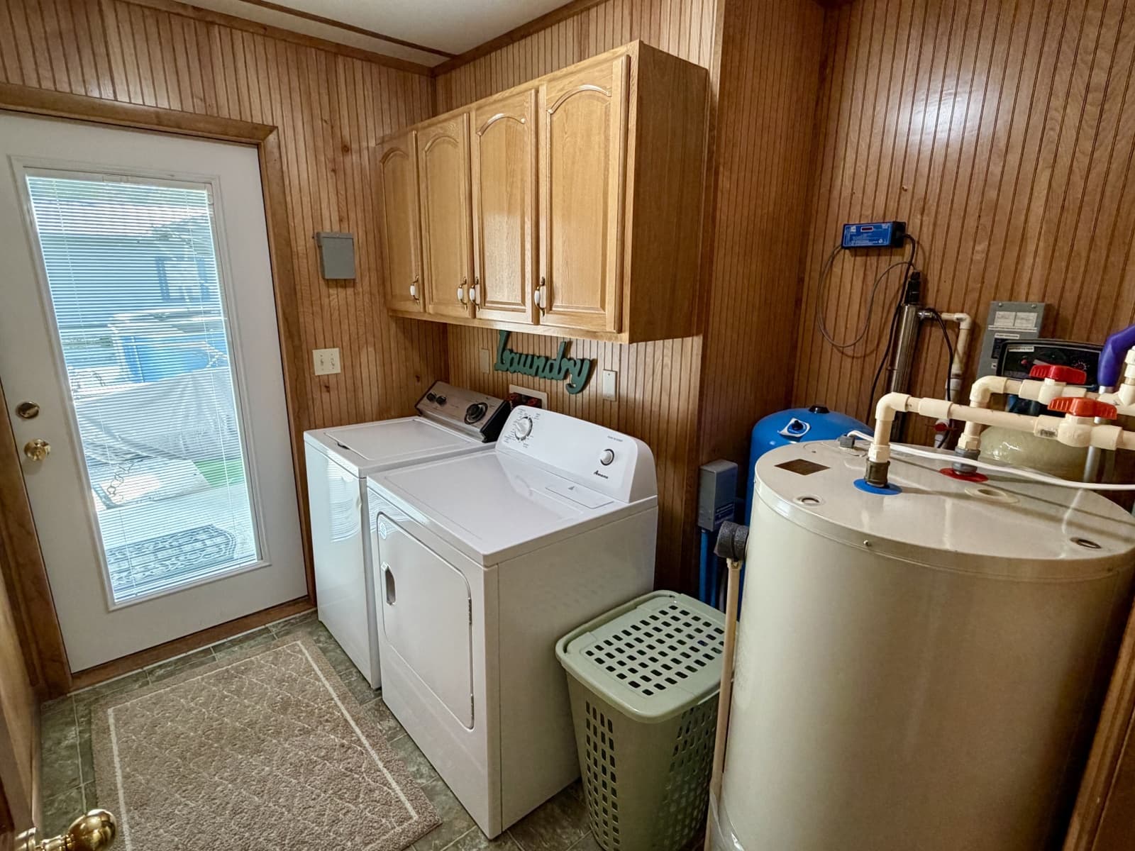 2002 Custom 20 x 53 Floating Cabin - Approx 999/sqft - Photo 60