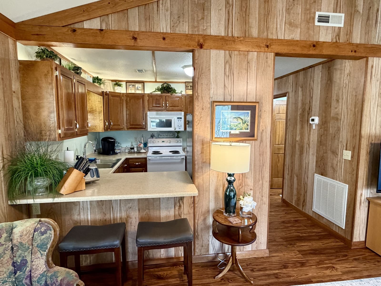 2002 Custom 20 x 53 Floating Cabin - Approx 999/sqft - Photo 32