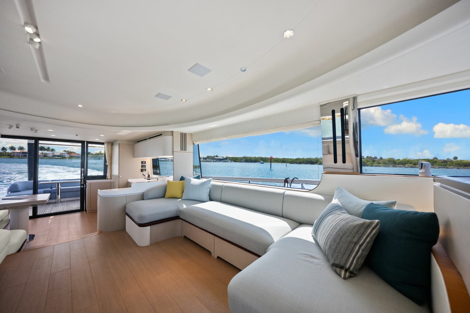 2025 Azimut 68 FLY - Photo 18
