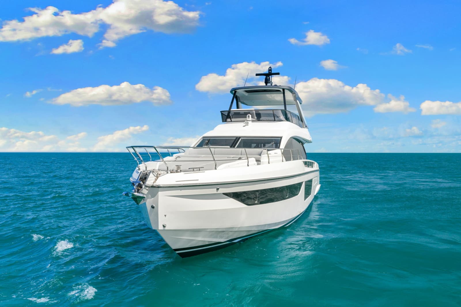 2025 Azimut 68 FLY - Photo 12