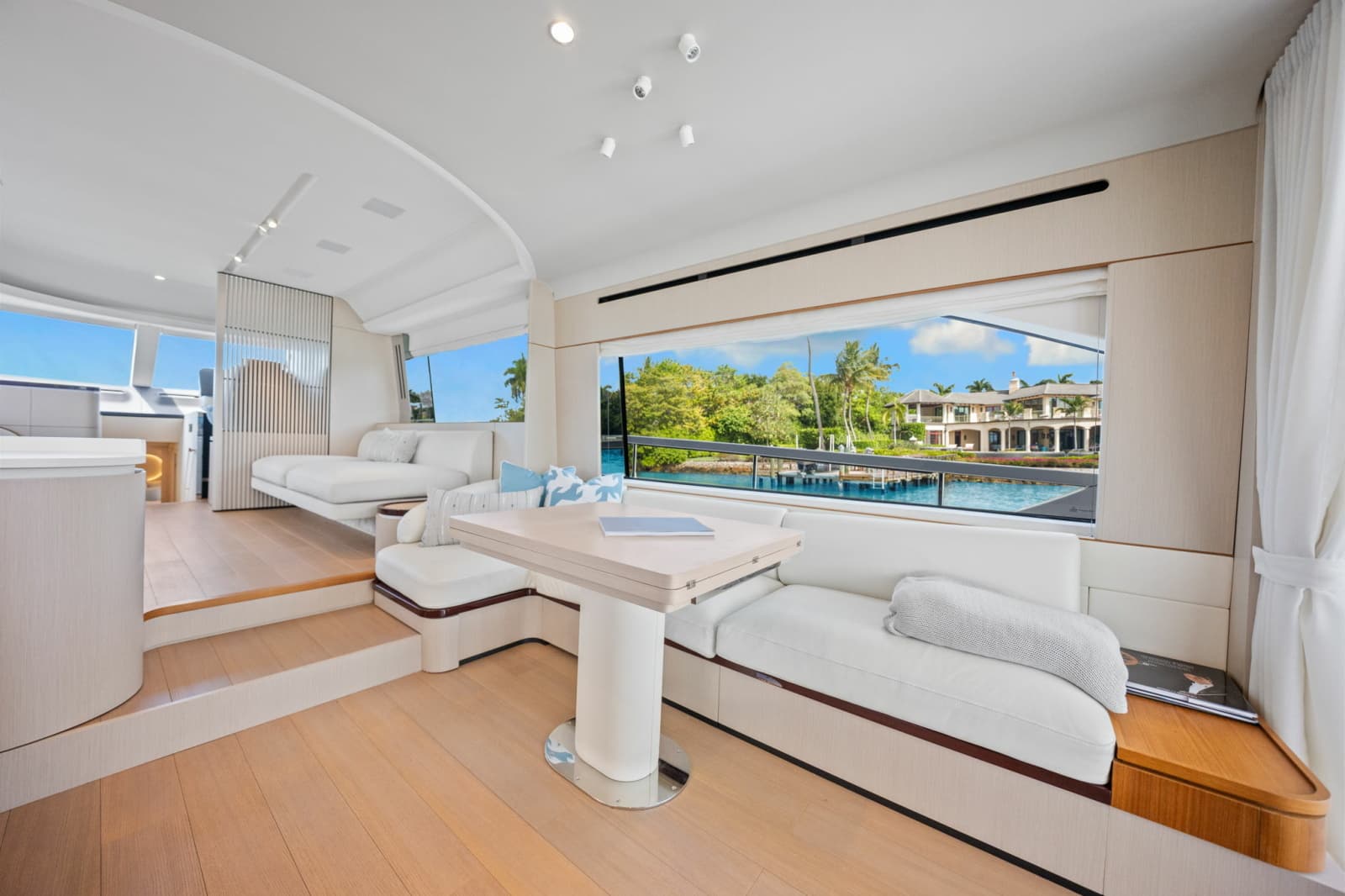 2025 Azimut 68 FLY - Photo 25