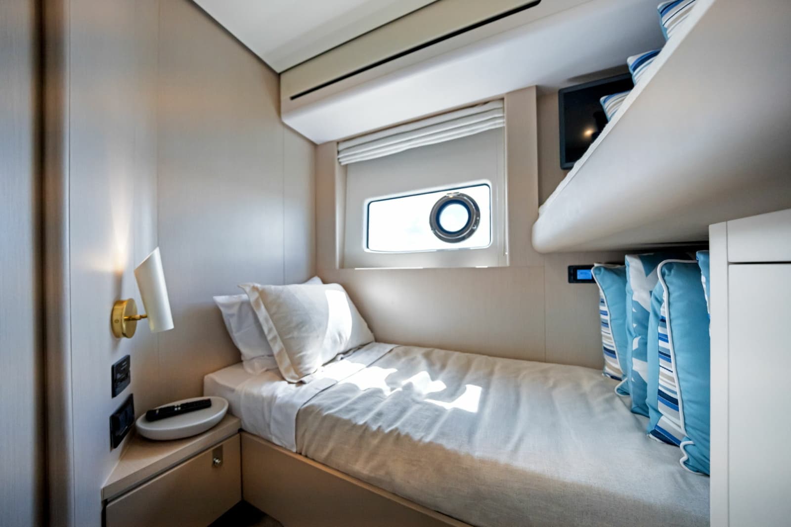 2025 Azimut 68 FLY - Photo 40