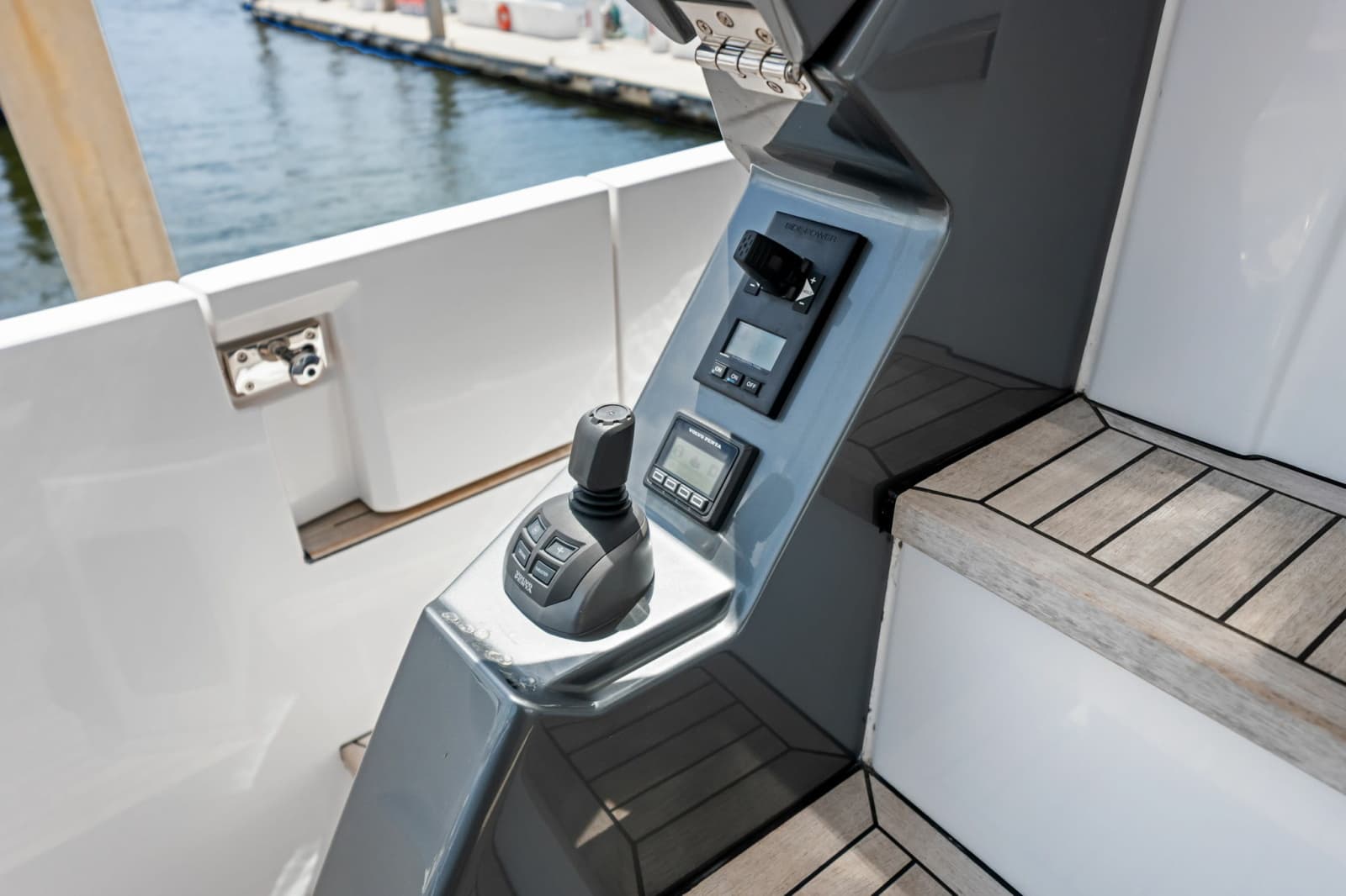 2025 Azimut 68 FLY - Photo 72