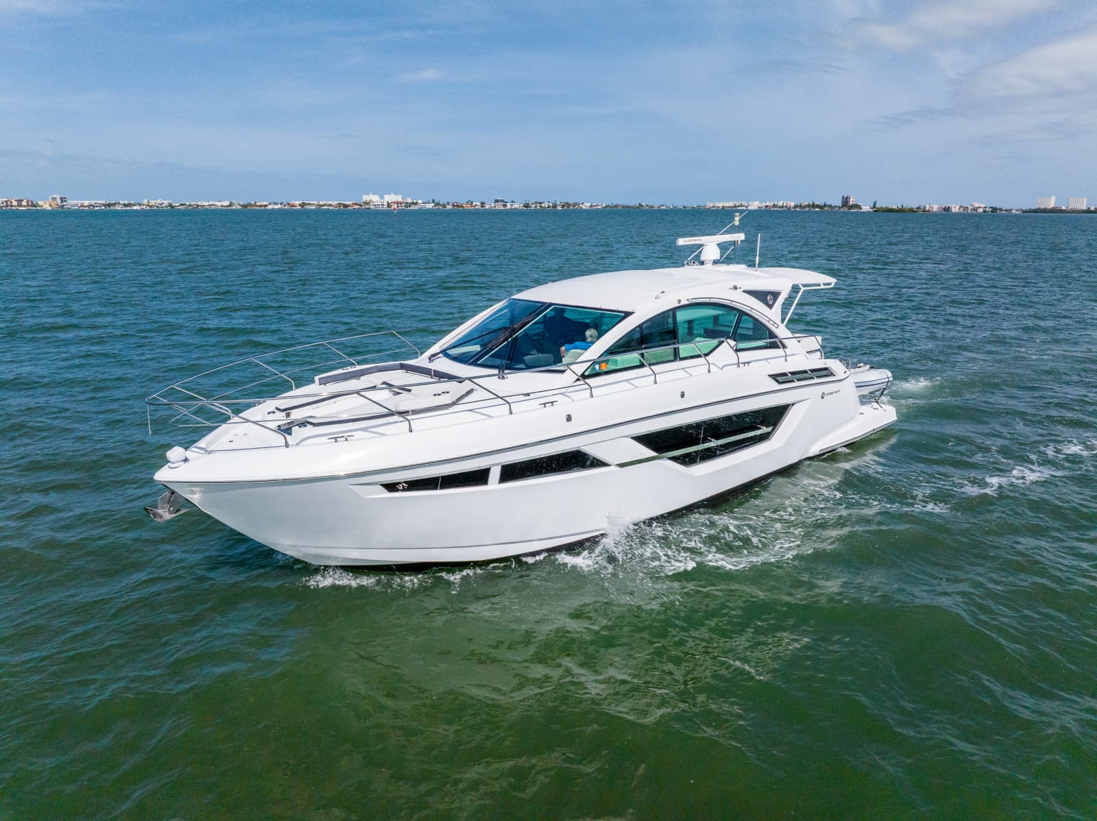 2018 Cruisers Yachts 50 CANTIUS - Photo 6