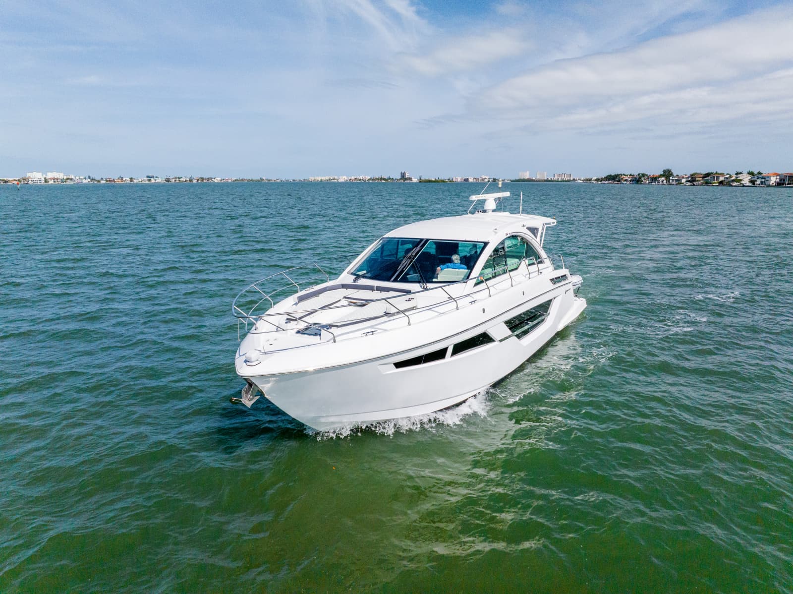 2018 Cruisers Yachts 50 CANTIUS - Photo 5