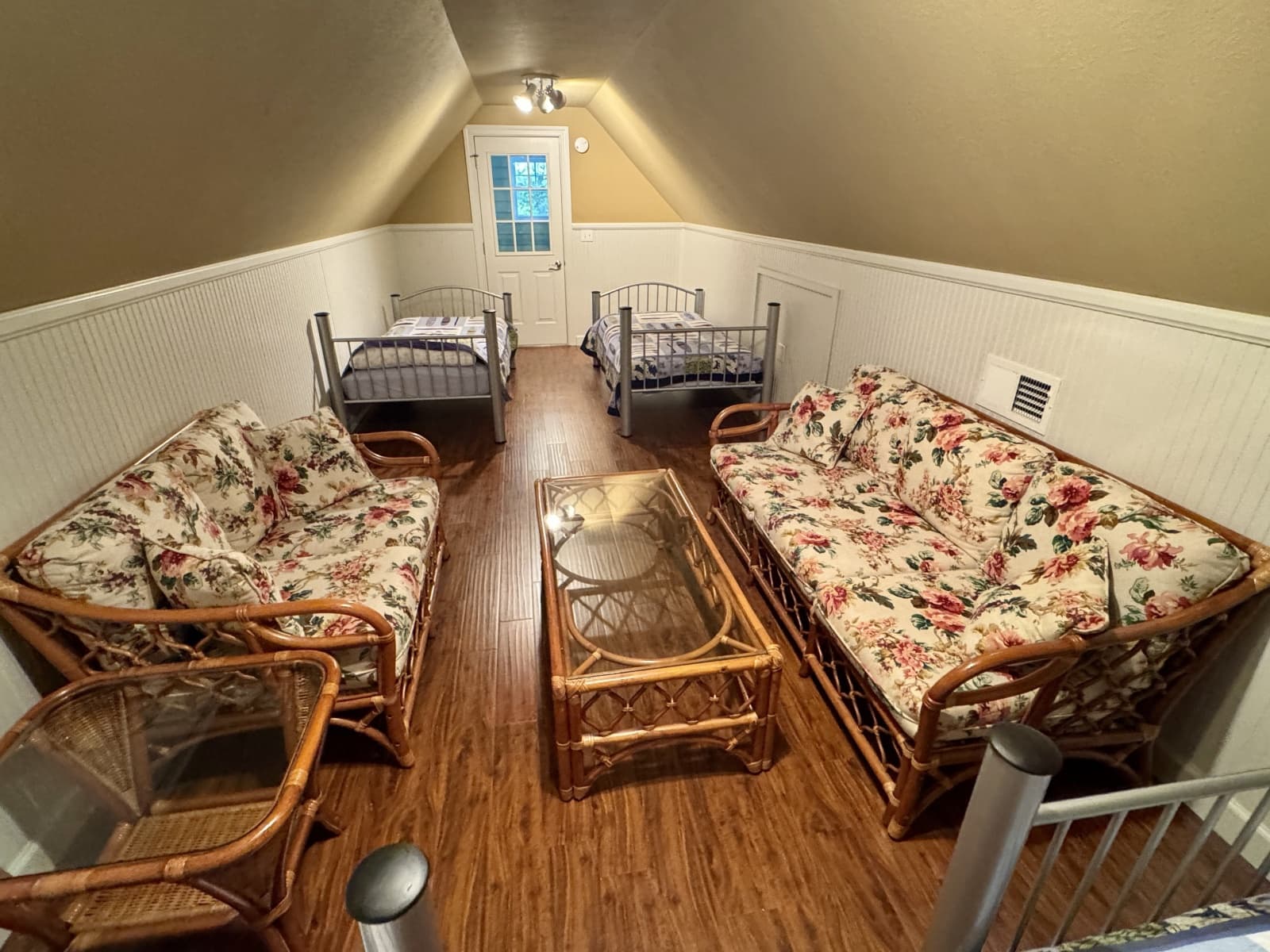2006 Custom 20 x 43 Floating Cabin - Approx 812sqft - Photo 77