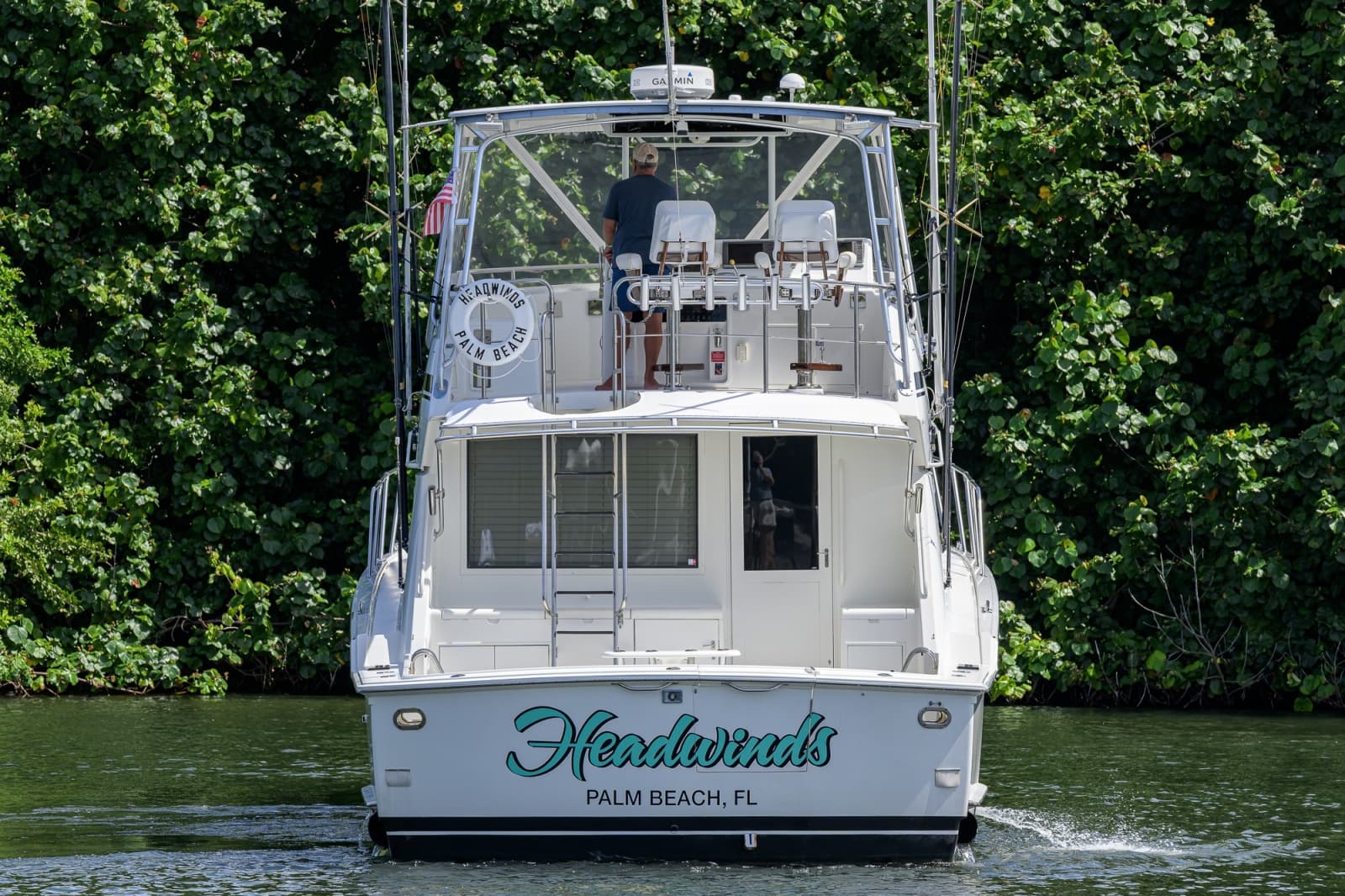 1992 Hatteras 46 Convertible - Photo 3