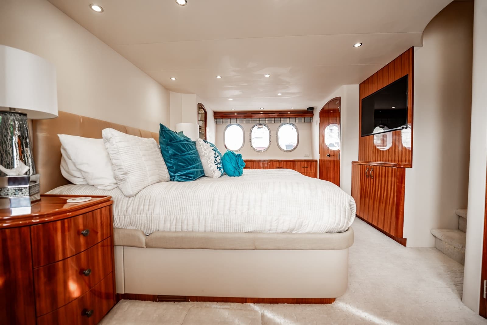 2012 Hatteras  - Photo 71