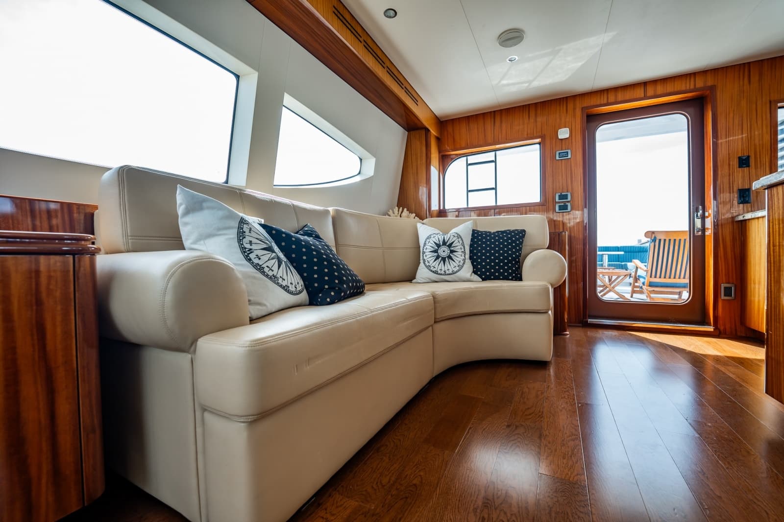 2012 Hatteras  - Photo 8