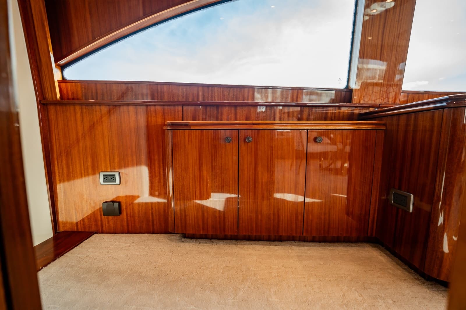 2012 Hatteras  - Photo 30