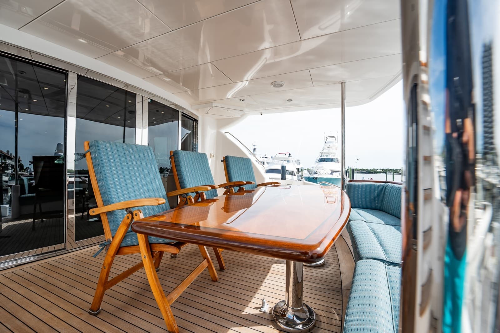 2012 Hatteras  - Photo 148