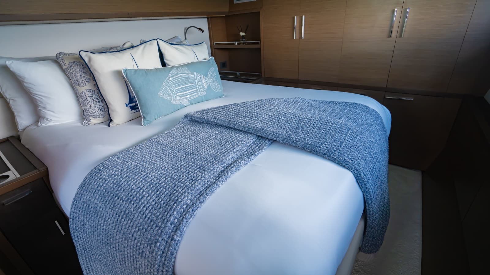 2018 Lagoon 630 Motor Yacht - Photo 11