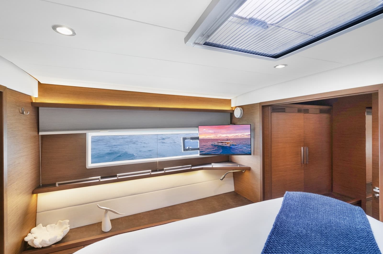 2018 Lagoon 630 Motor Yacht - Photo 21