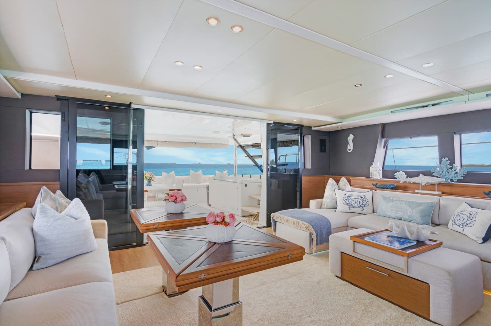 2018 Lagoon 630 Motor Yacht - Photo 10