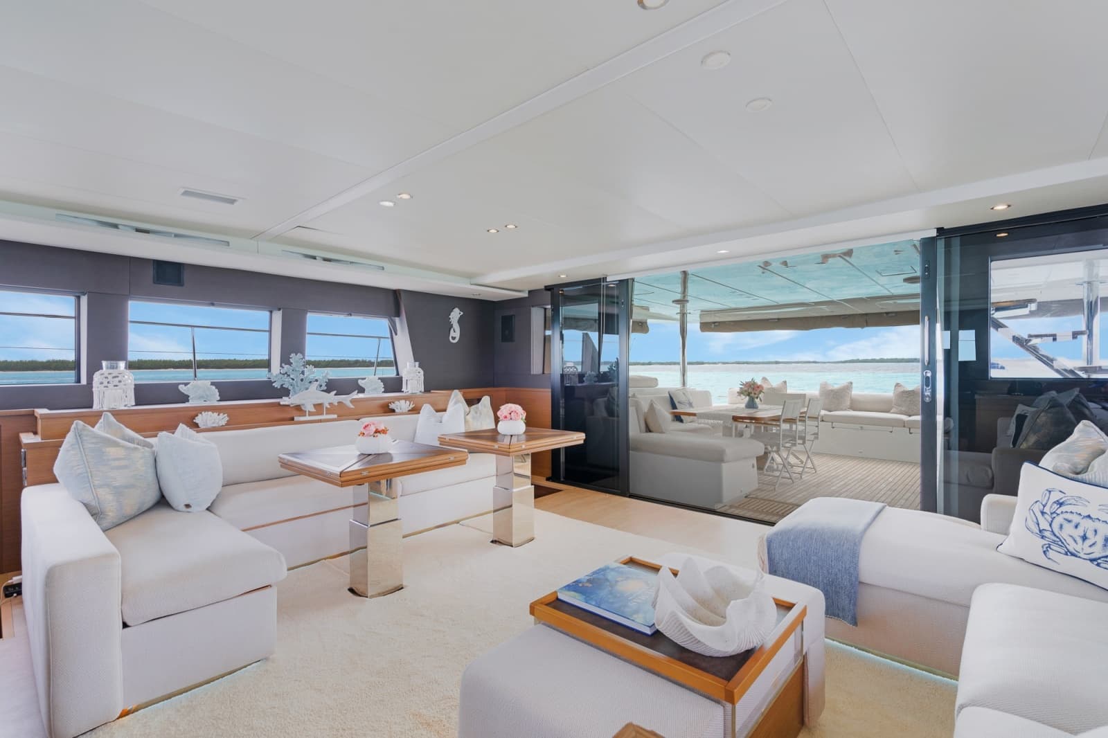 2018 Lagoon 630 Motor Yacht - Photo 9