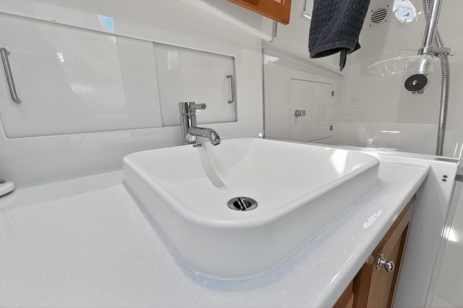 2024 Back Cove 390 - Photo 45
