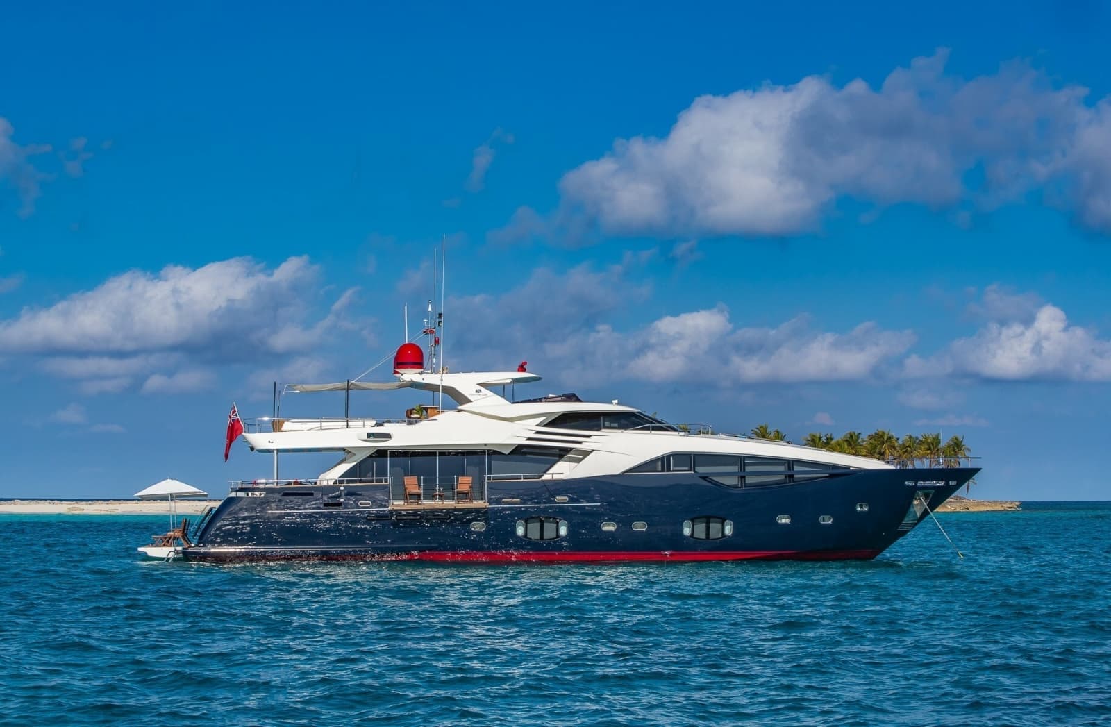 2012 Custom Line Raised Pilothouse - Photo 2