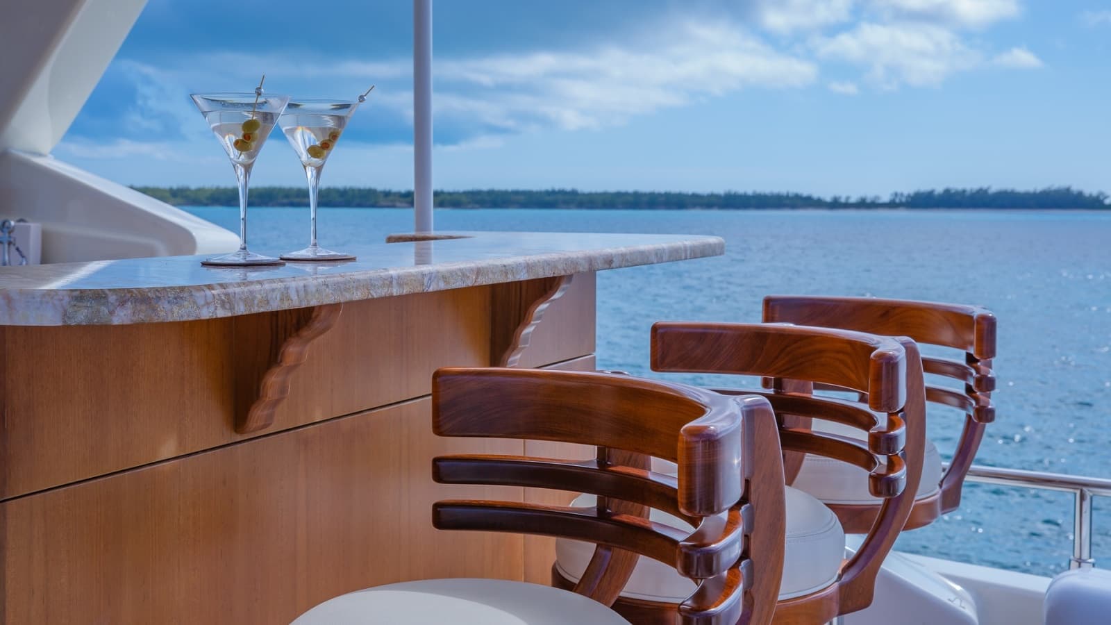 2012 Custom Line Raised Pilothouse - Photo 17