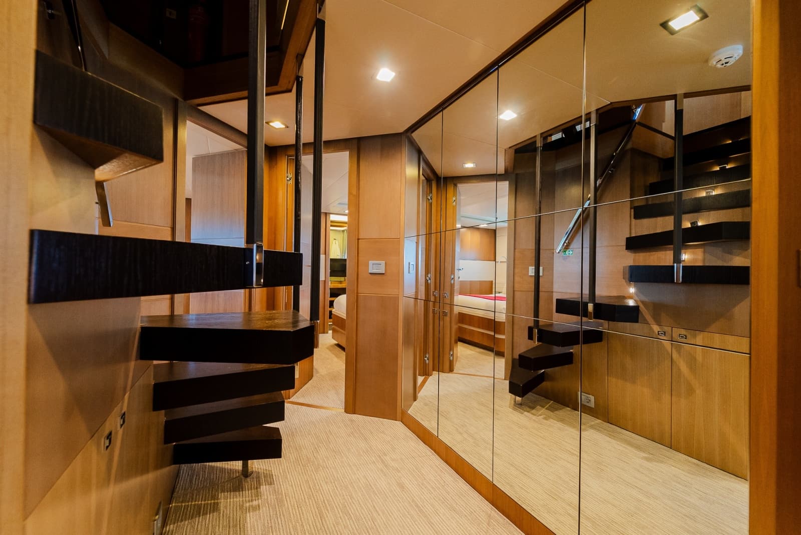 2012 Custom Line Raised Pilothouse - Photo 28