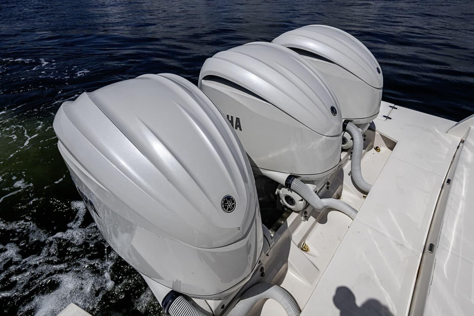 2025 Regal 38 XO - Photo 12