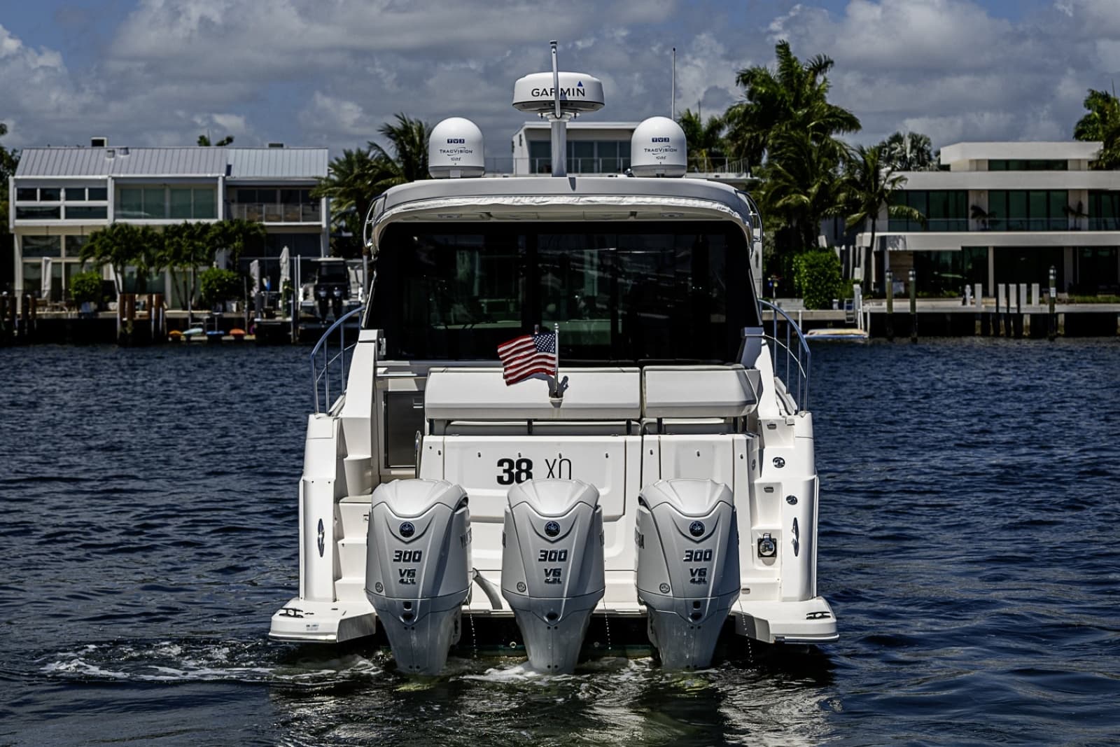 2025 Regal 38 XO - Photo 3