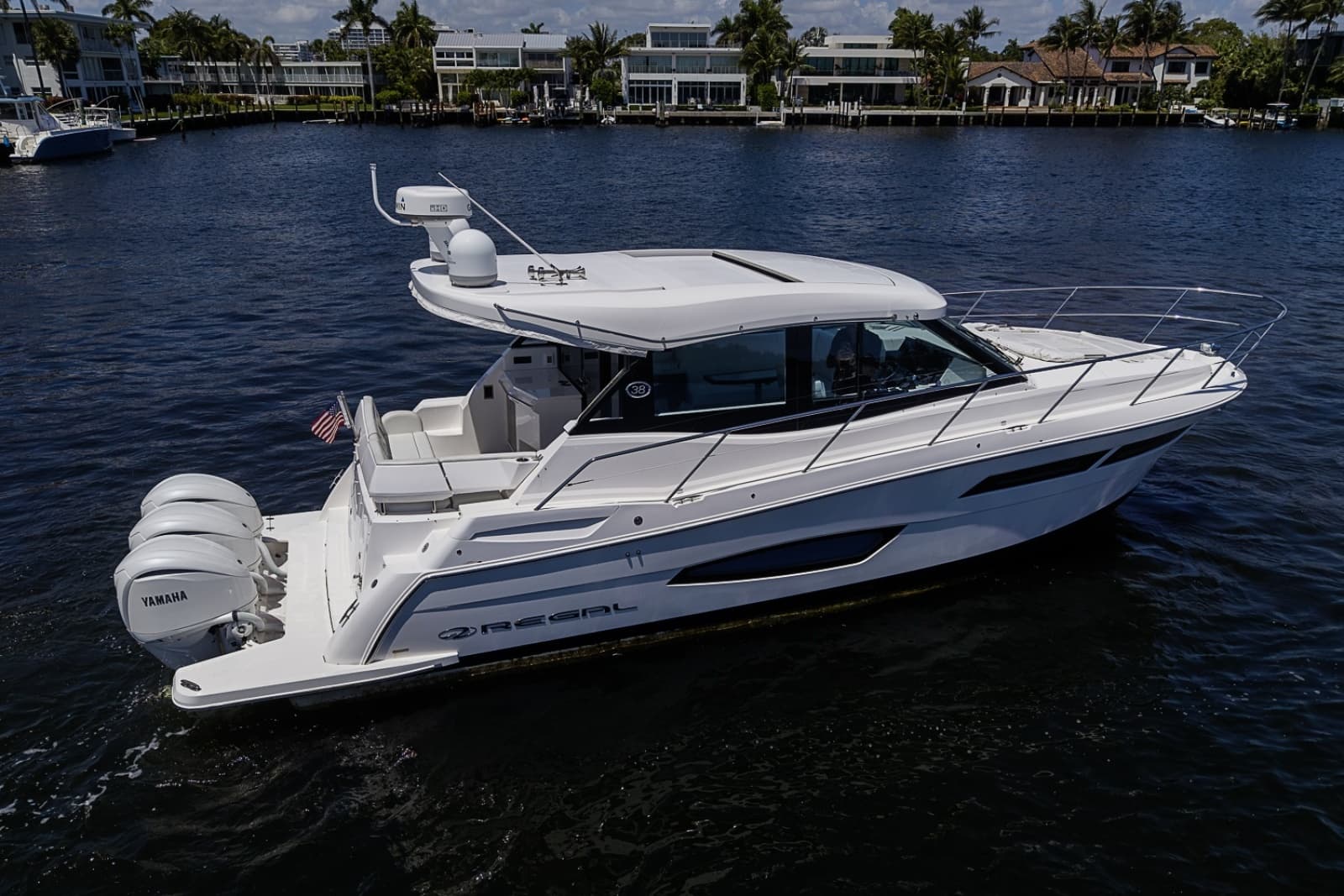2025 Regal 38 XO - Photo 44
